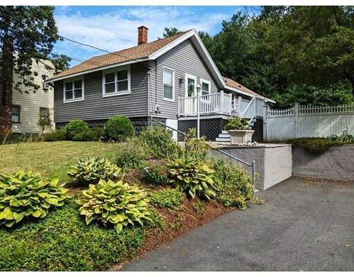Property Photo: 175 Water St MA 01906