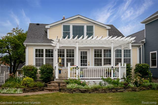 Property Photo: 31836 North River Road MI 48045