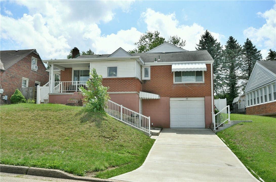 Property Photo:  88 Scenery Blvd  PA 15062 