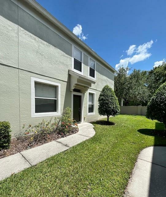 Property Photo:  4972 Pond Ridge Drive  FL 33578 