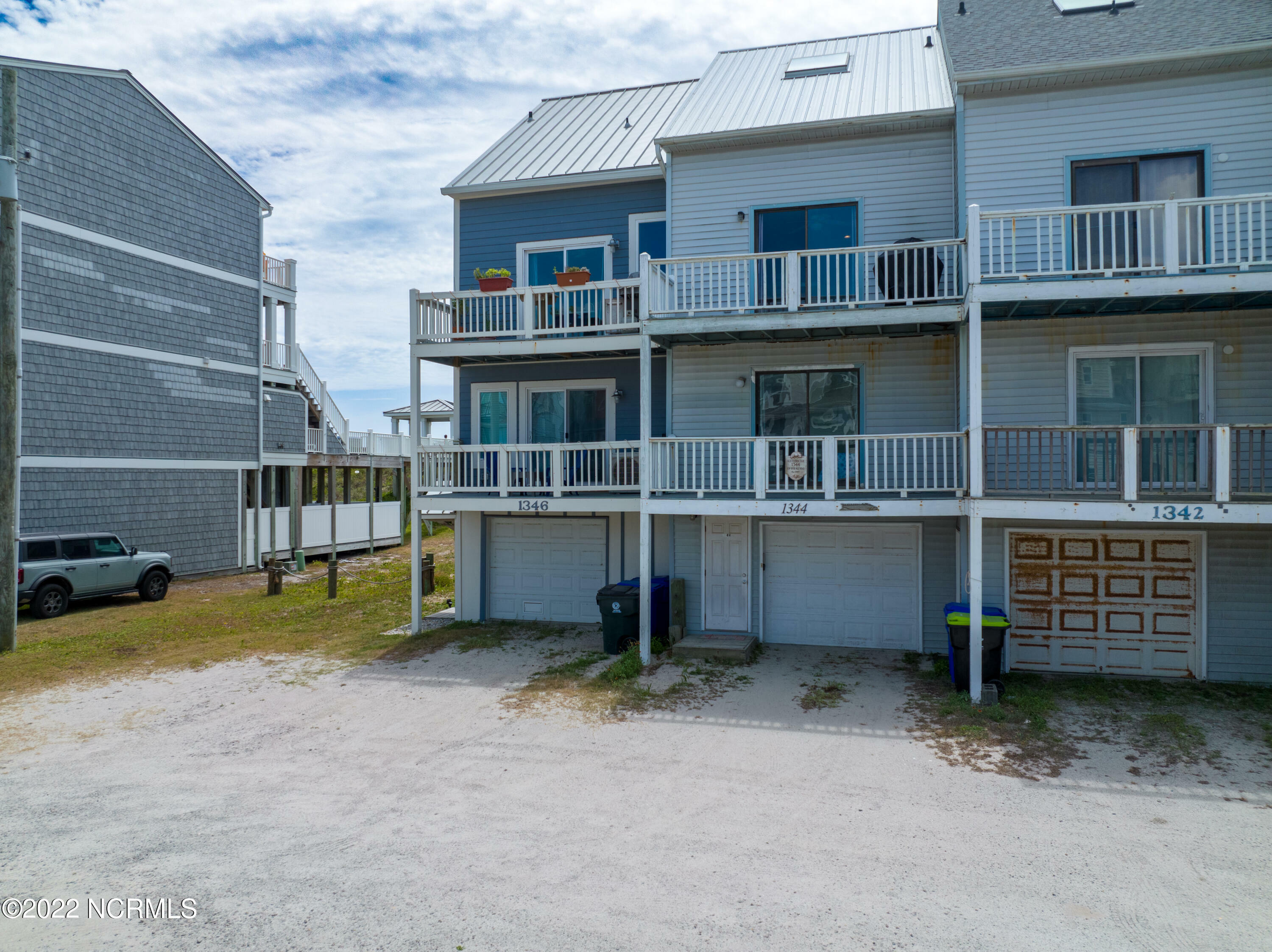 Property Photo:  1344 New River Inlet Road  NC 28460 