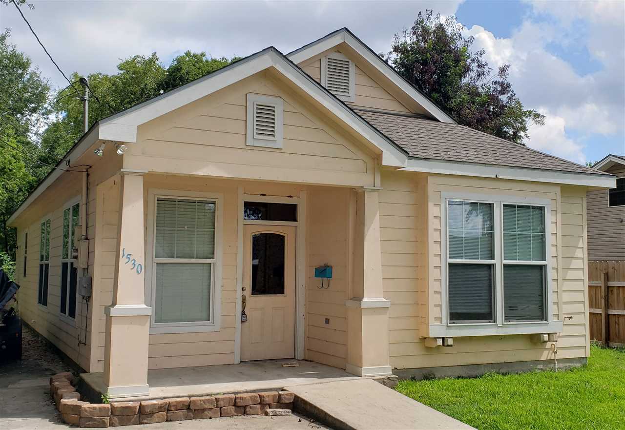 Property Photo:  1530 Herring Ave  TX 77651 