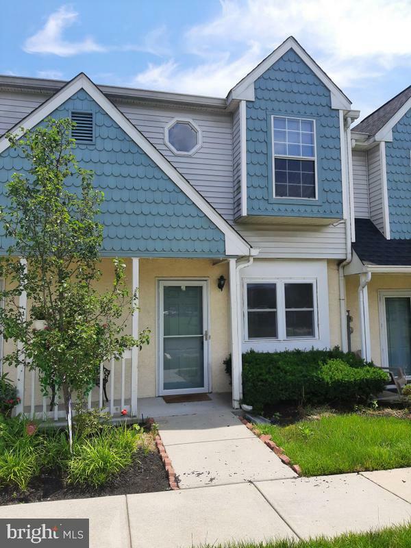 Property Photo: 939 Woodstock Court NJ 08080