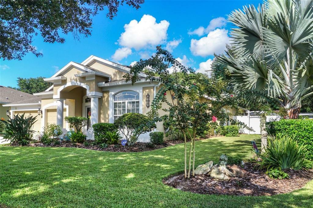 Property Photo: 1901 Heartland Circle FL 33594
