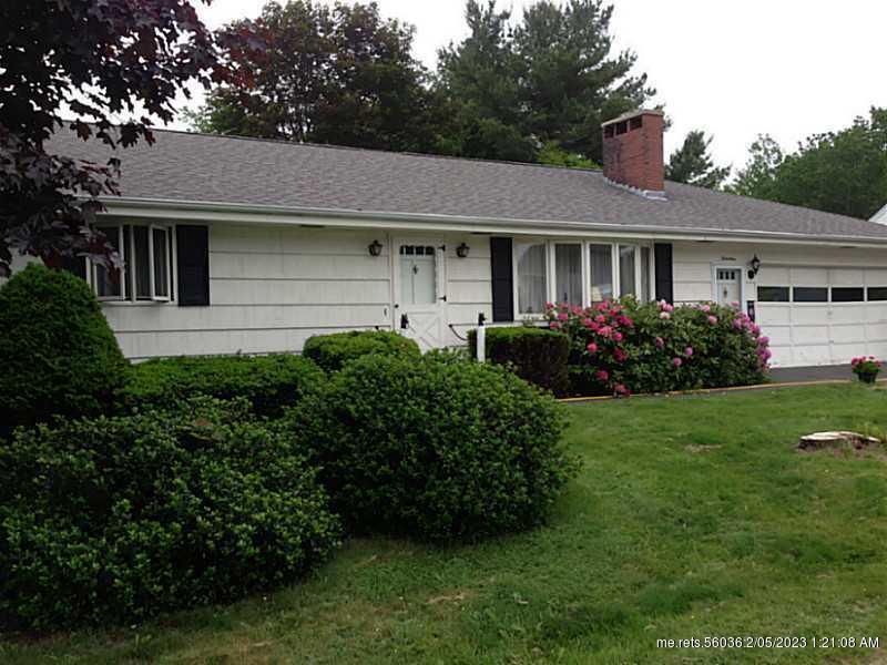 Property Photo: 14 Richmond Avenue ME 04240