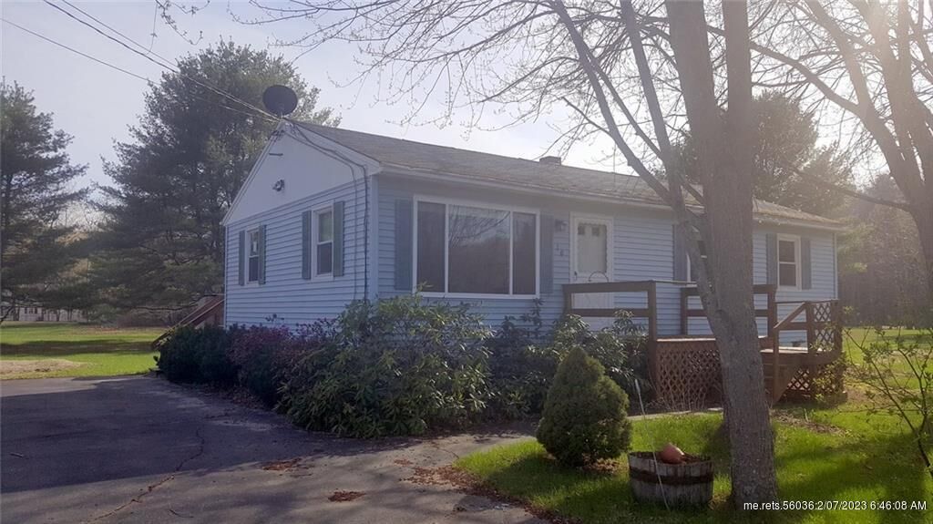 Property Photo:  10 Mullins Drive  ME 04345 