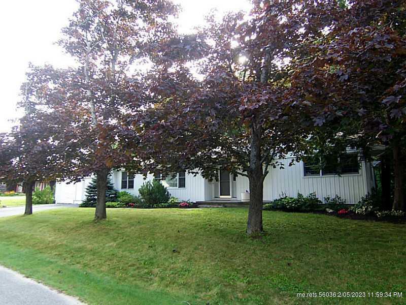 Property Photo:  25 Buttonwood Lane  ME 04240 
