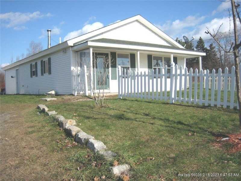Property Photo:  932 Grant Road  ME  
