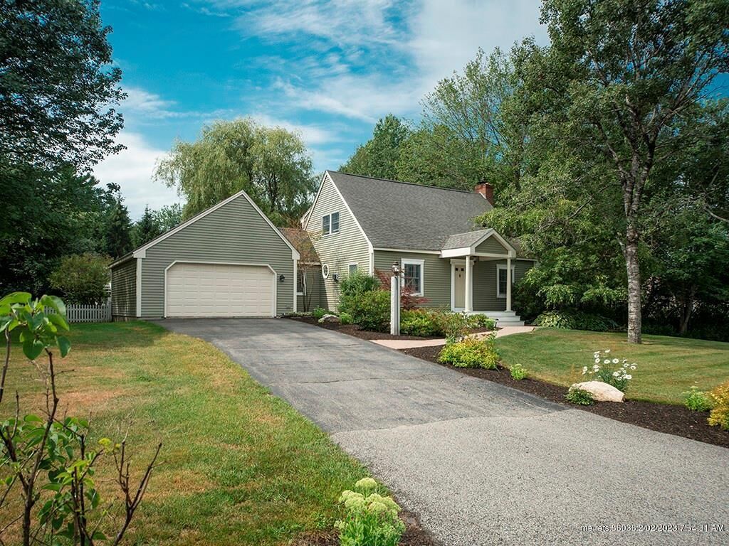 Property Photo: 8 Madison Drive ME 04096
