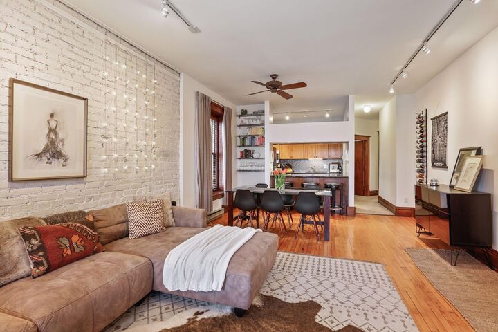 2421 Emerson Avenue S 102  Minneapolis MN 55405 photo