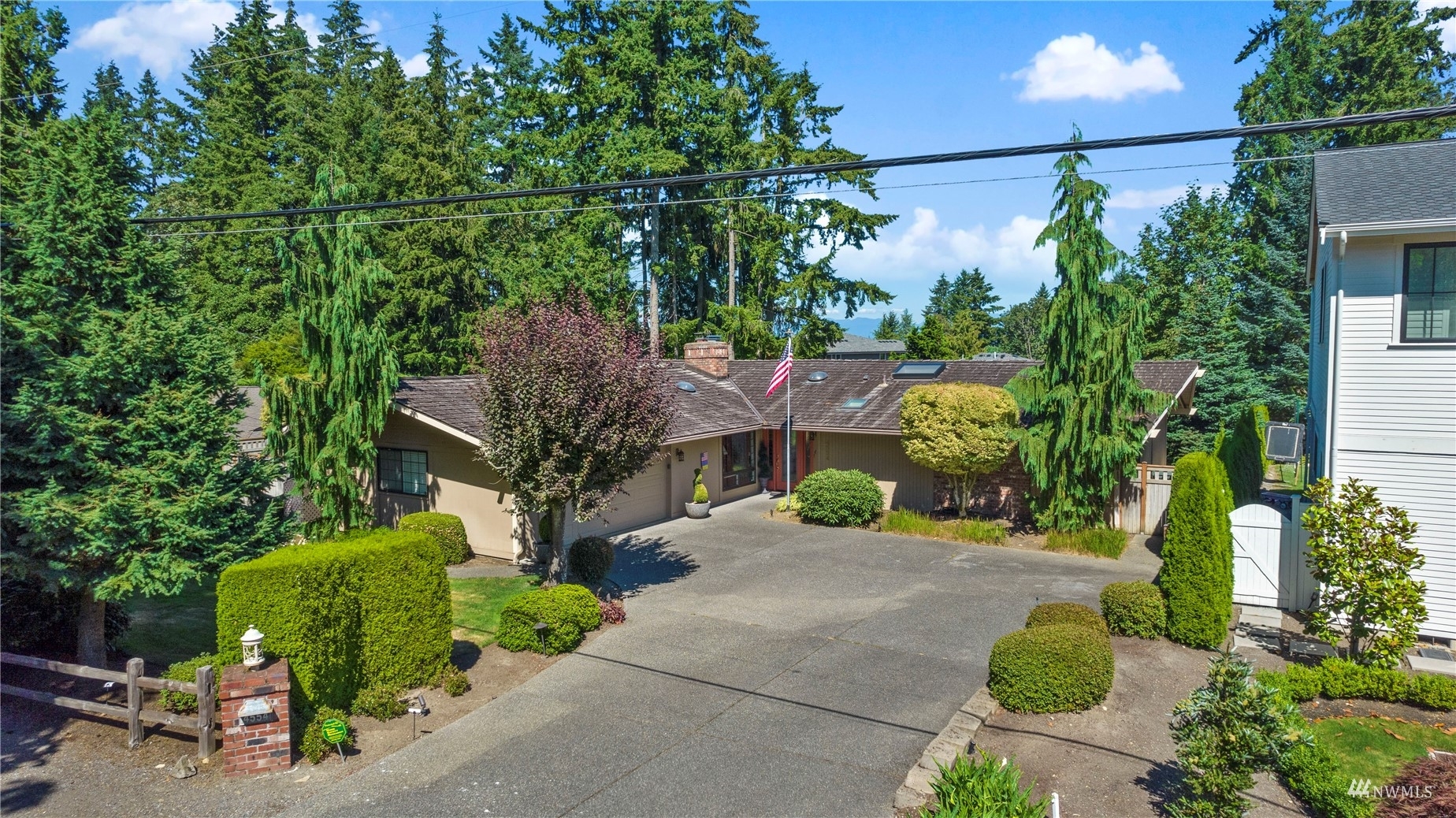 Property Photo:  4554 167th Avenue SE  WA 98006 