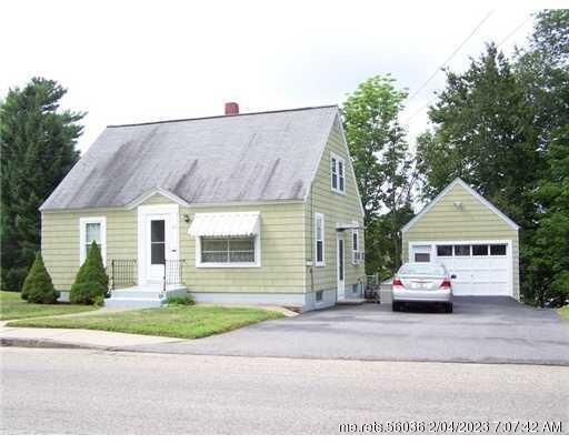 Property Photo:  187 High Street  ME 04073 