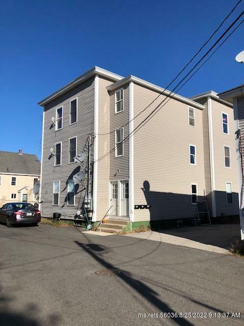 Property Photo: 3 Bowdoin Court ME 04073