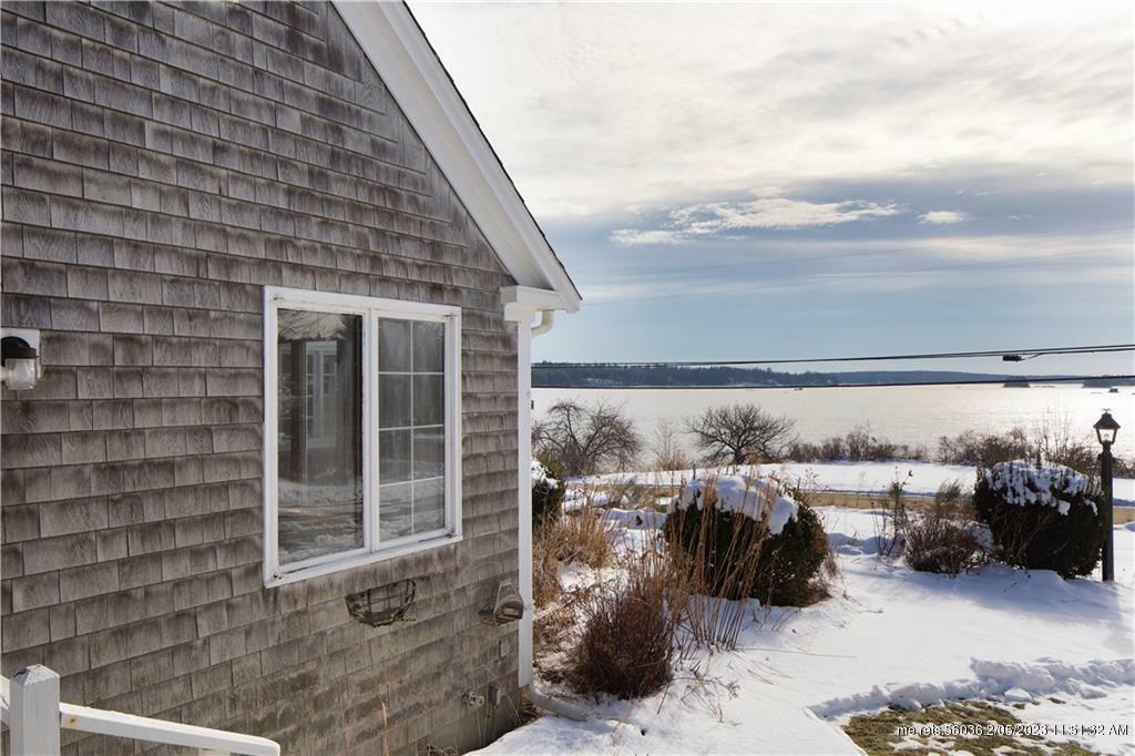 Property Photo:  115 Martin Point Road  ME 04547 