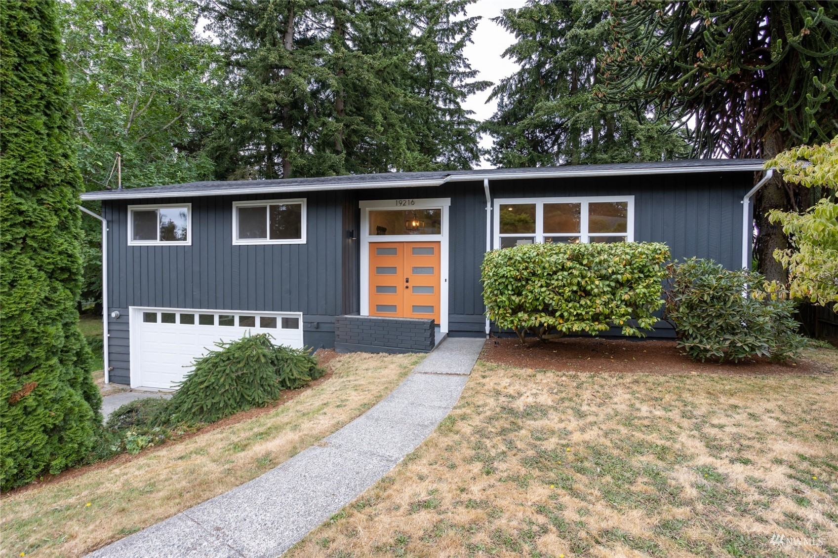 Property Photo:  19216 48th Avenue W  WA 98036 