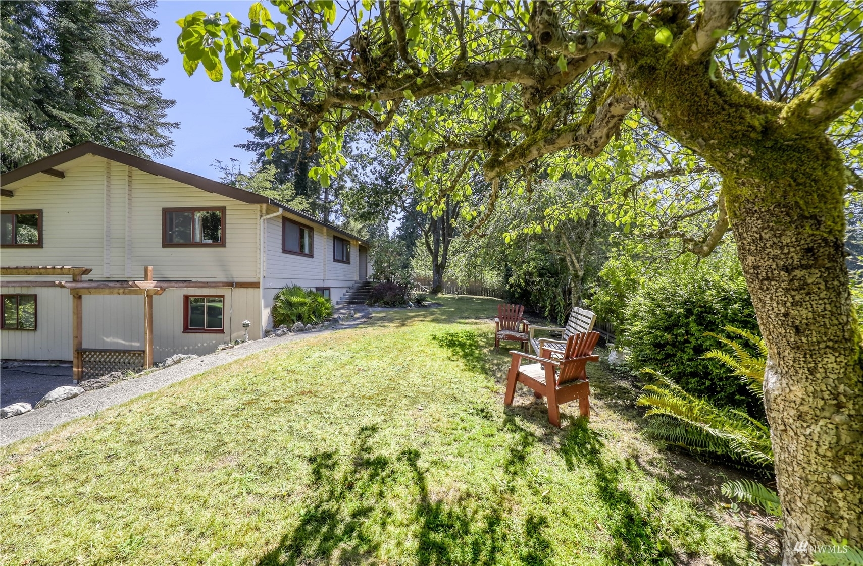 Property Photo:  16952 Noll Road NE  WA 98370 