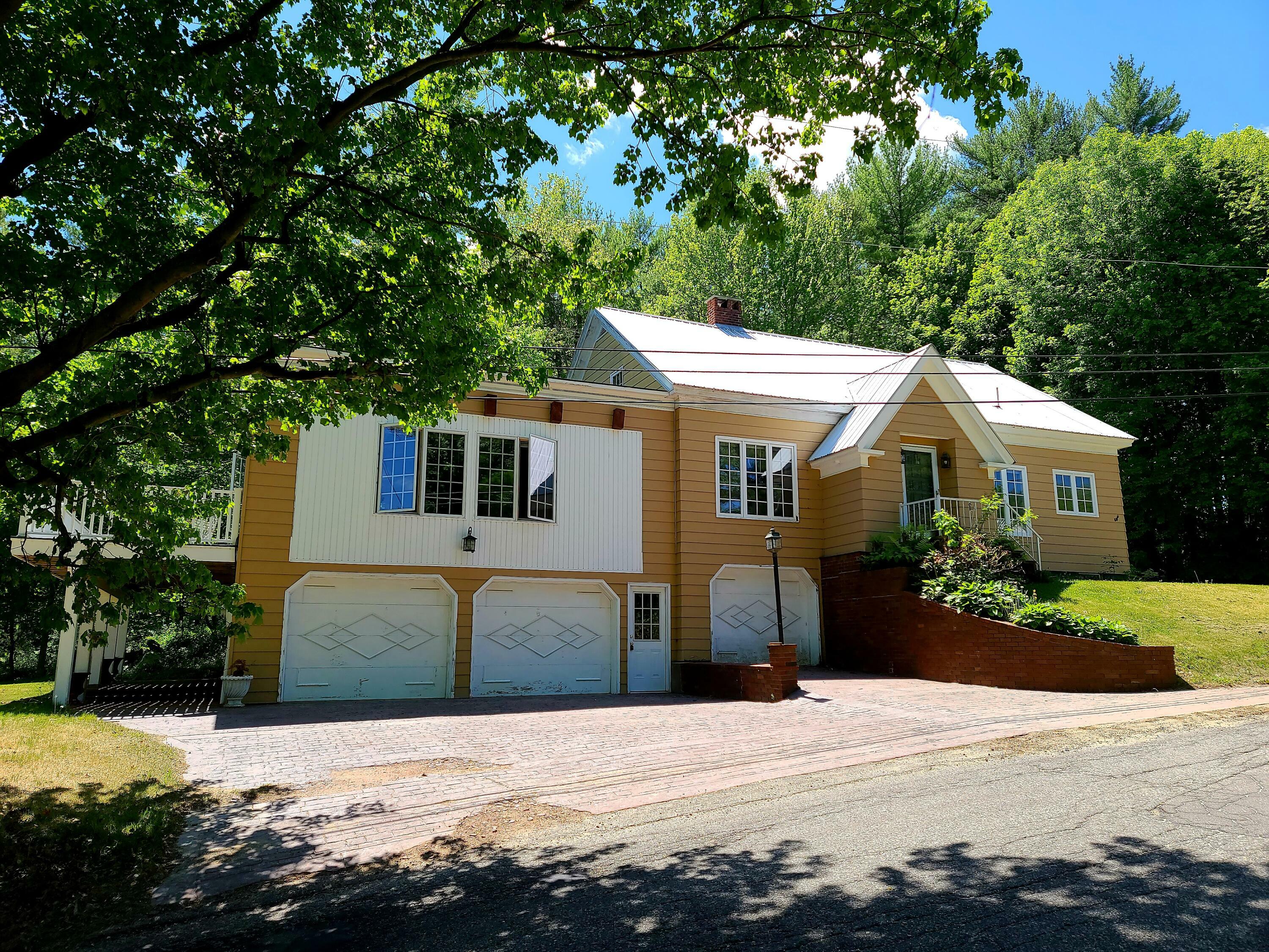 Property Photo: 8 Western Promenade ME 04281