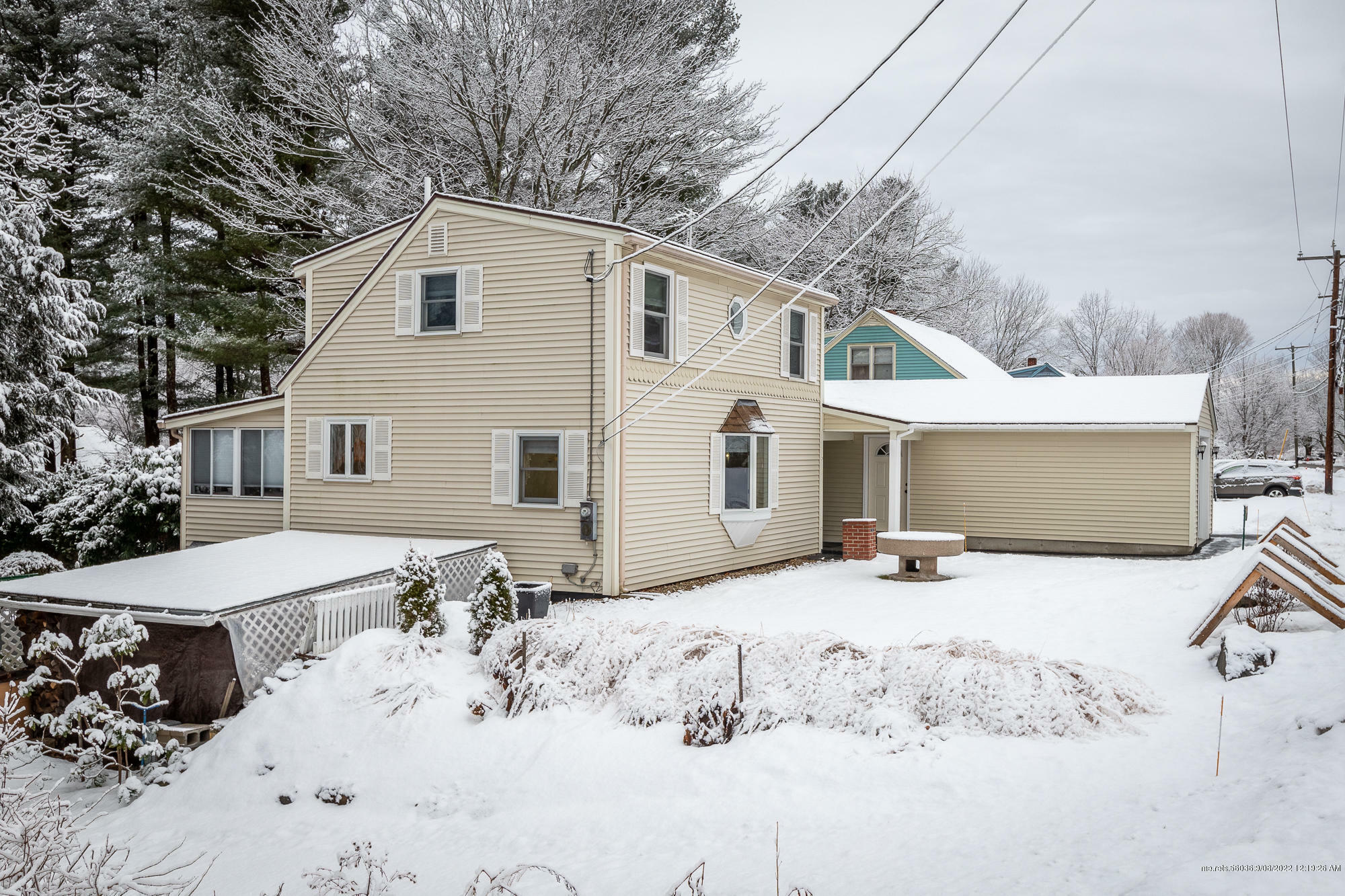 Property Photo:  64 1/2 Glenwood Avenue  NH 03820 