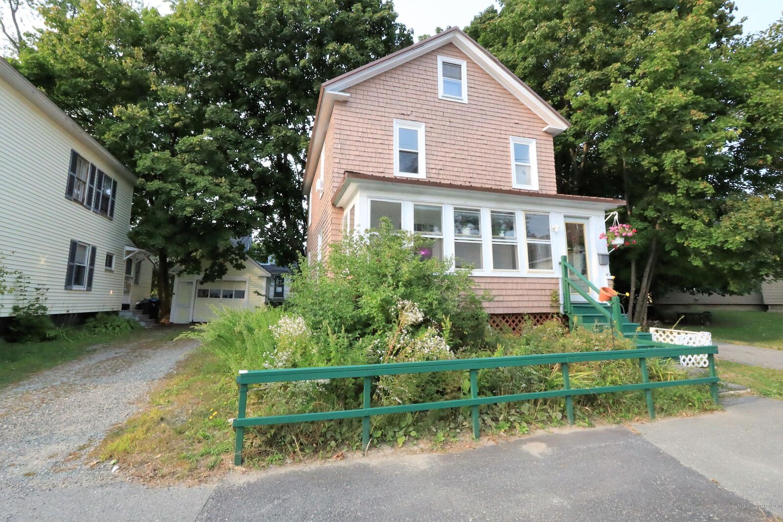 Property Photo:  91 Oak Street  ME 04468 