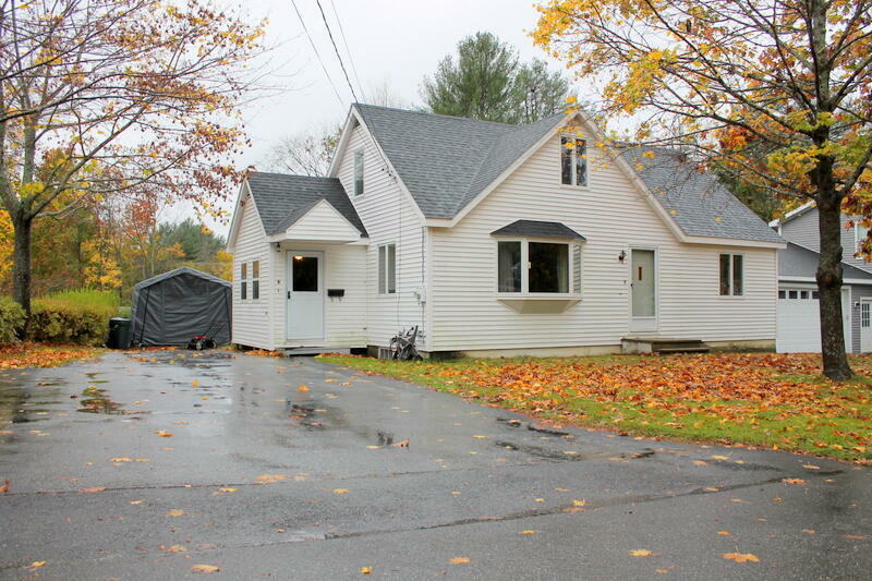 Property Photo:  8 Smith Street  ME 04240 