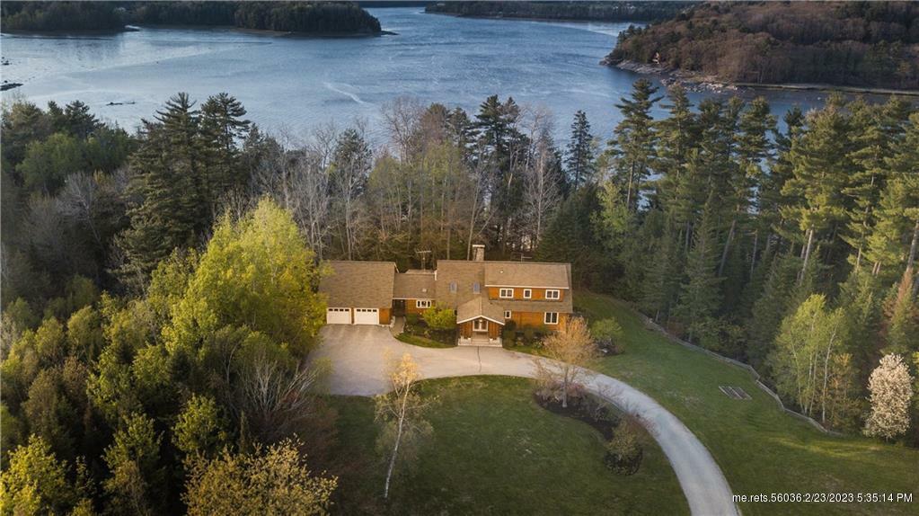 Property Photo: 68 Upper Oak Point Road ME 04496