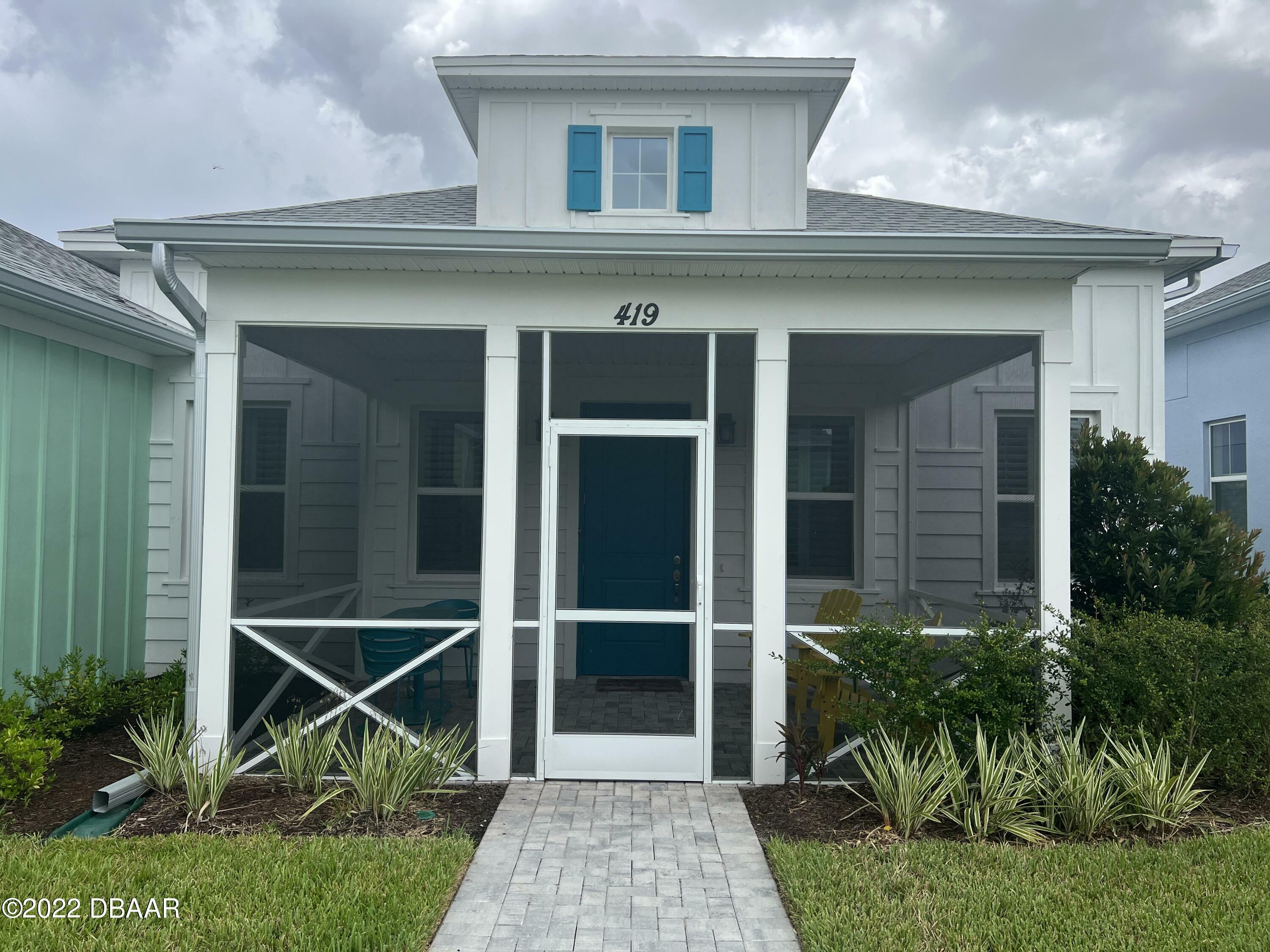 Property Photo:  419 Lime Avenue  FL 32124 