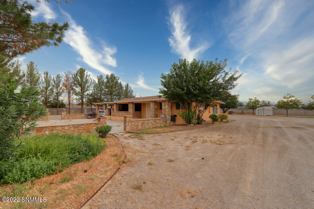 Property Photo:  18425 Castillo Road  NM 88044 