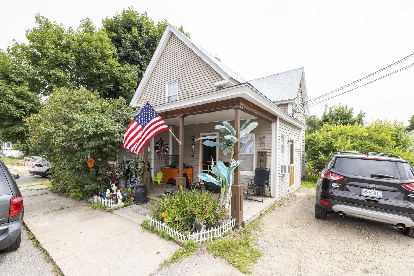 Property Photo:  23 Brook Street  ME 04073 