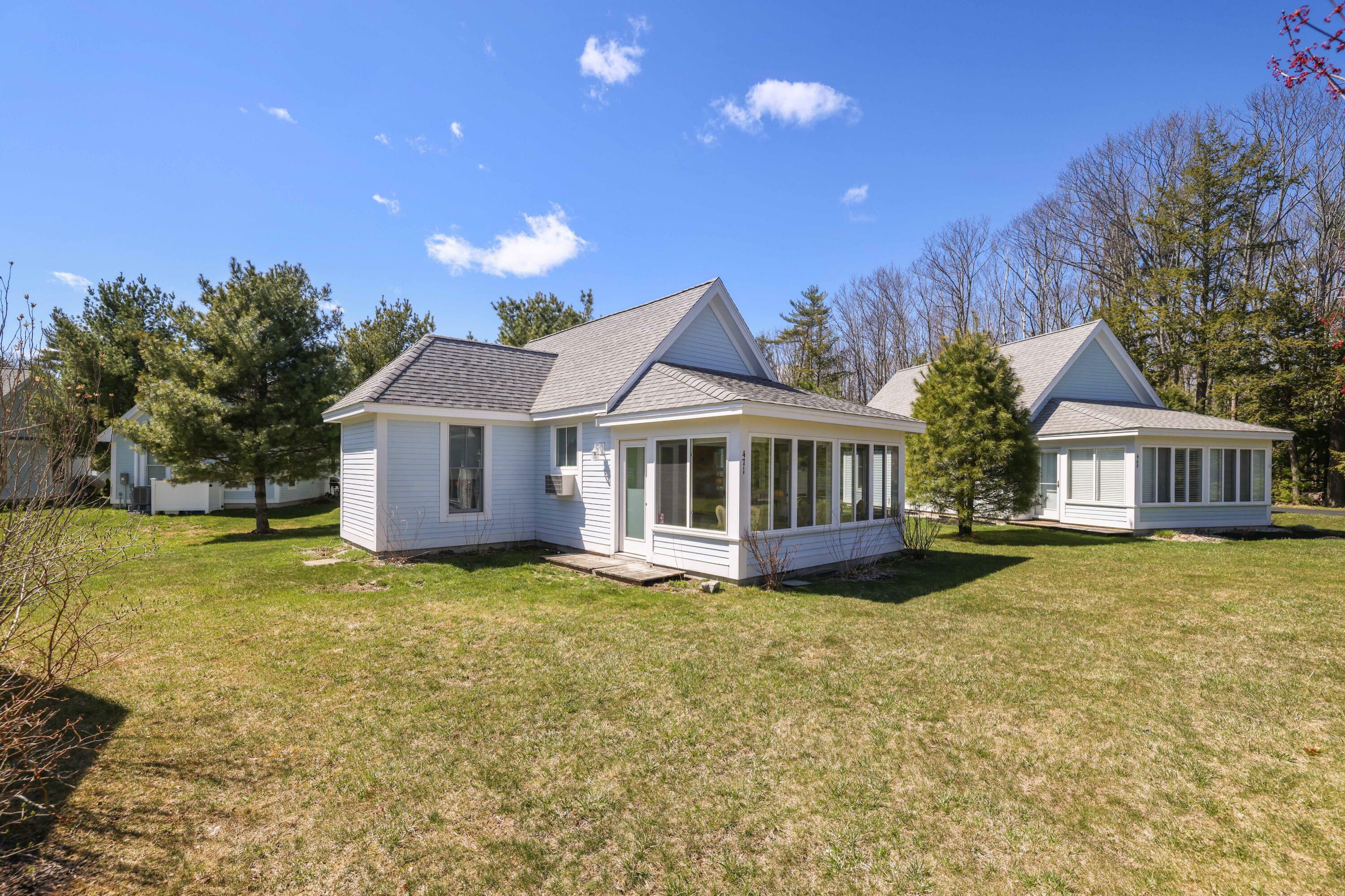 Property Photo: 454 Post Road 471 ME 04090