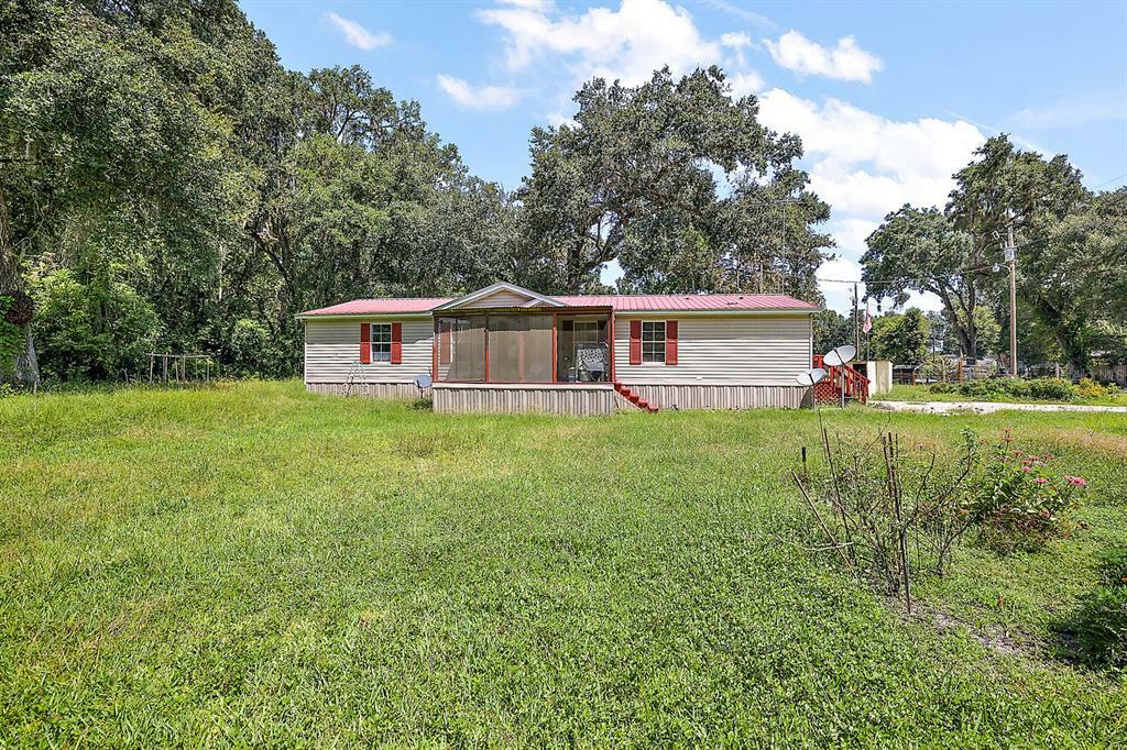 Property Photo:  11736 Cr 675W  FL 33597 