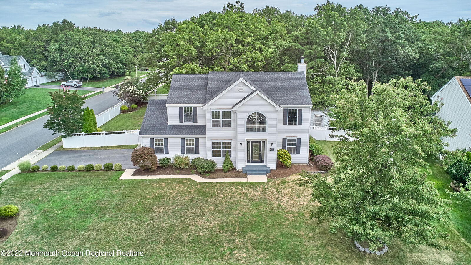 Property Photo:  26 Lilac Lane  NJ 08005 