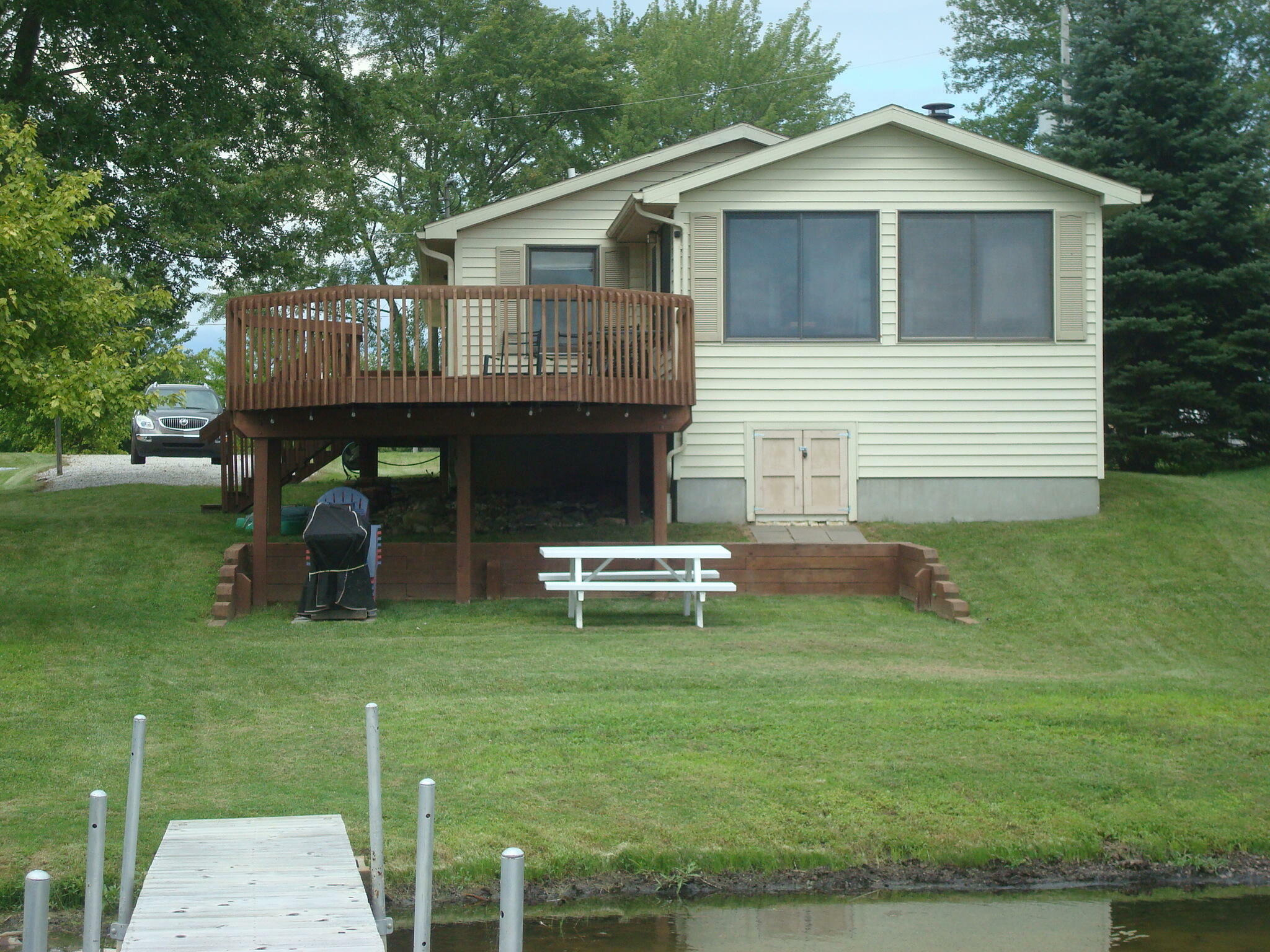 Property Photo:  14364 Horn Drive  MI 49232 