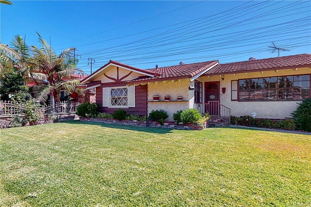 Property Photo:  714 S Macduff Street  CA 92804 