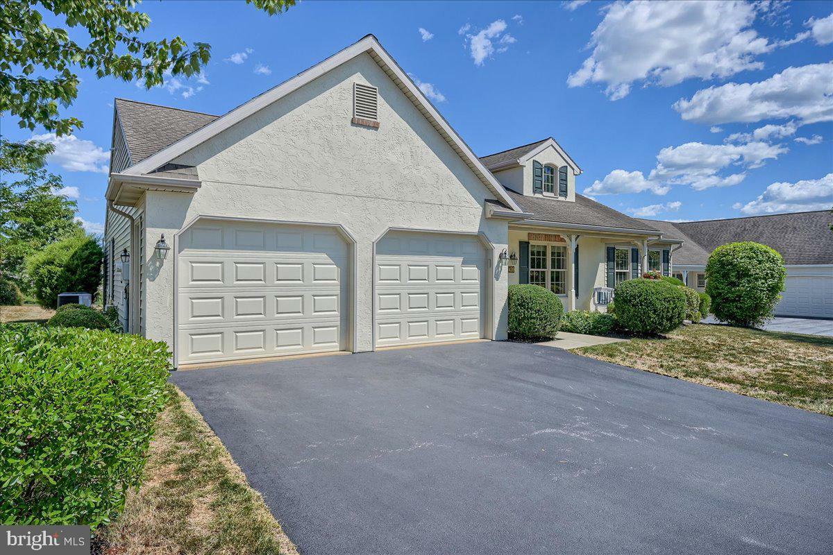 Property Photo: 420 Rosewood Drive PA 17545