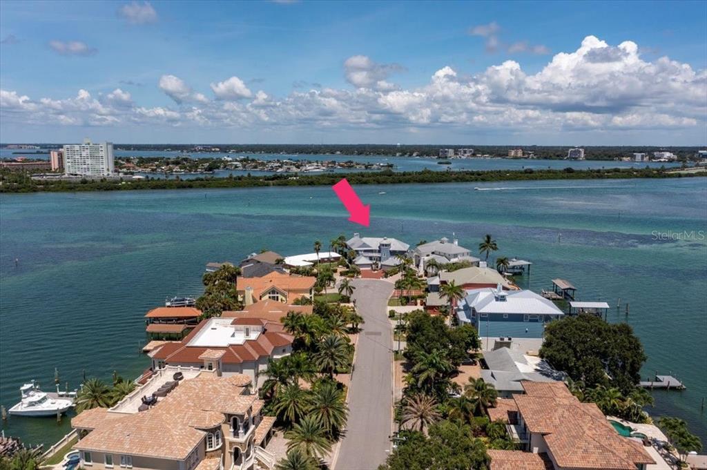 Property Photo:  295 Bayside Drive  FL 33767 
