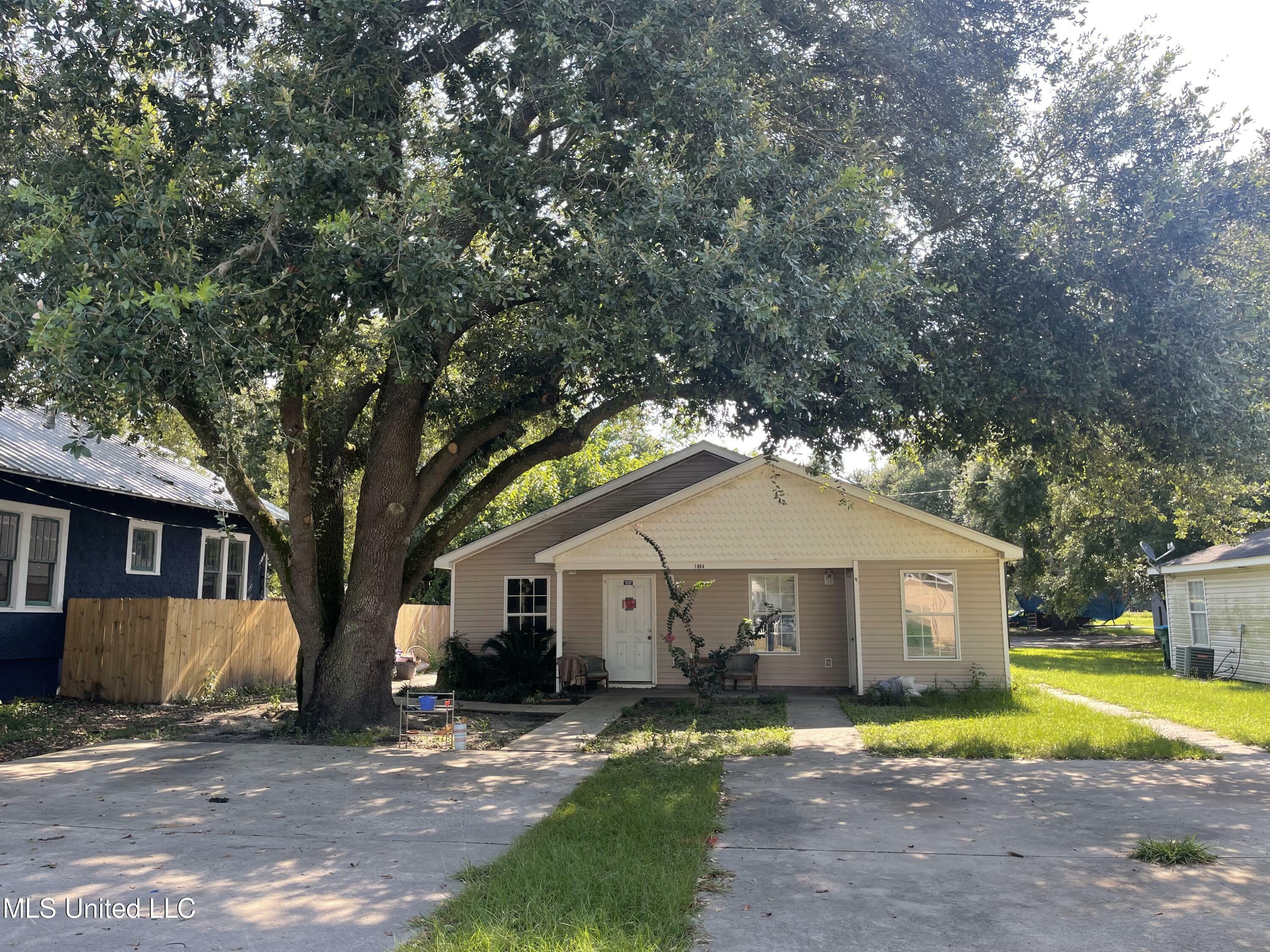 Property Photo:  1804 18th Avenue  MS 39501 