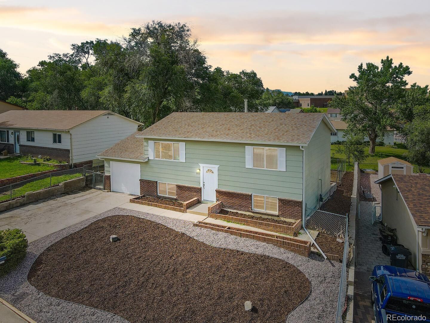 Property Photo: 3350 Calaveras Way CO 80910