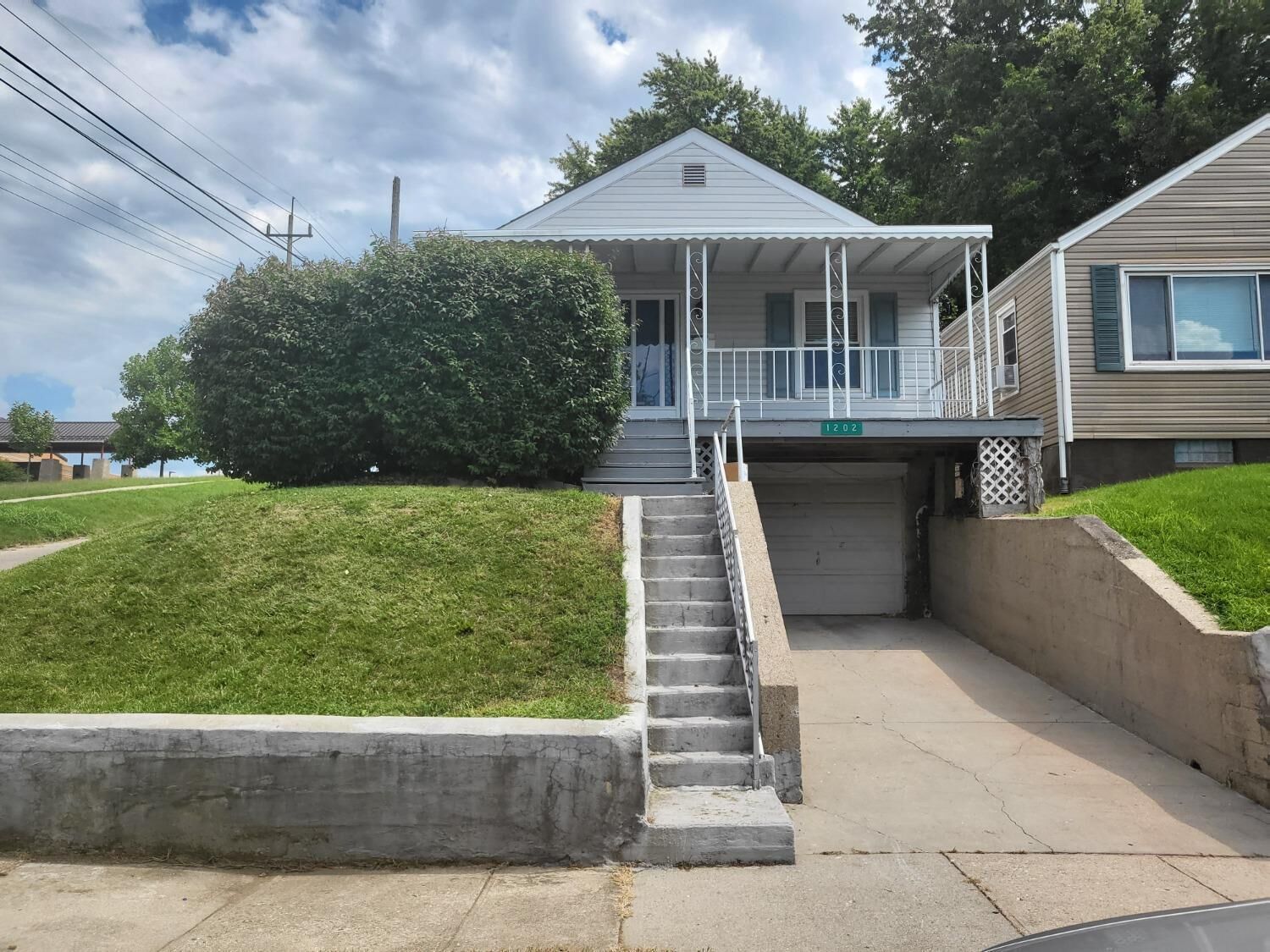 Property Photo:  1202 Parrish Ave  OH 45011 