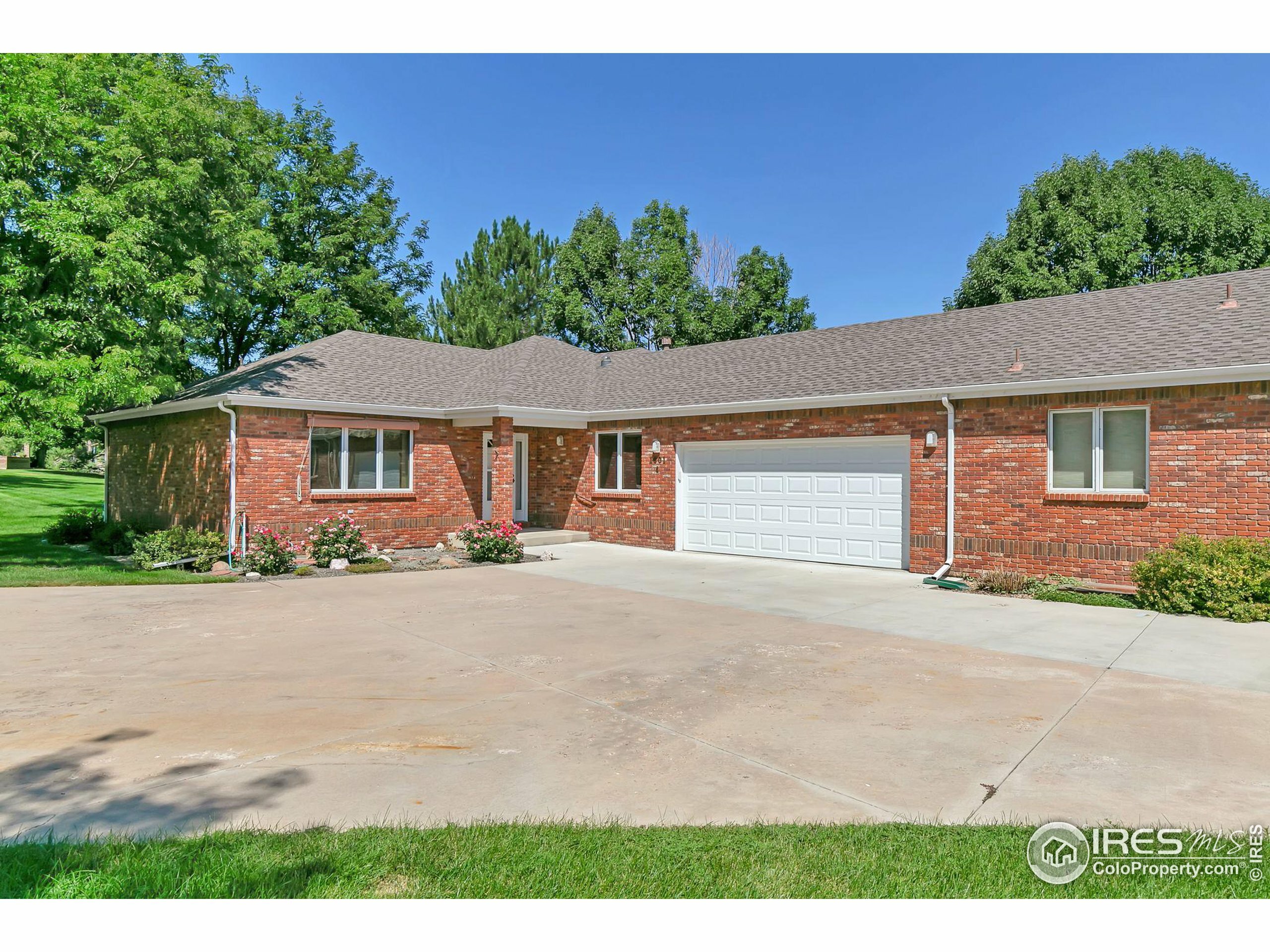 Property Photo: 1601 44th Ave Ct 4 CO 80634