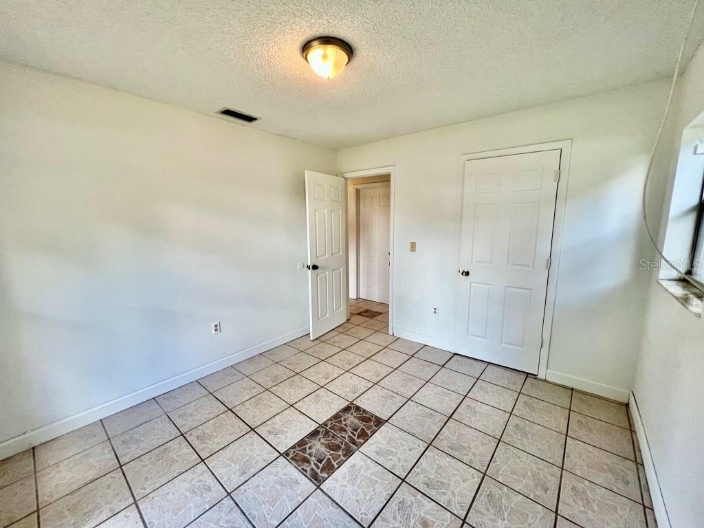 Property Photo:  4186 Homestead Drive  FL 33810 