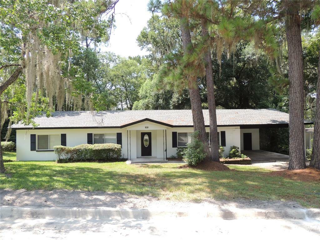 Property Photo:  112 NW 29th Street  FL 32607 