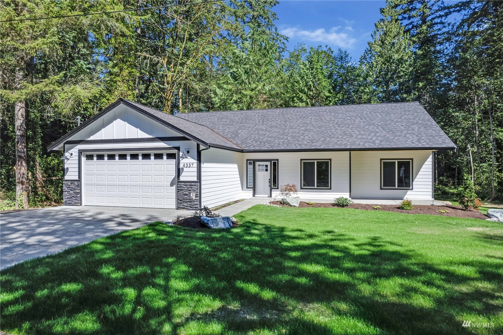 Property Photo: 4337 SE Greenshores Drive WA 98367