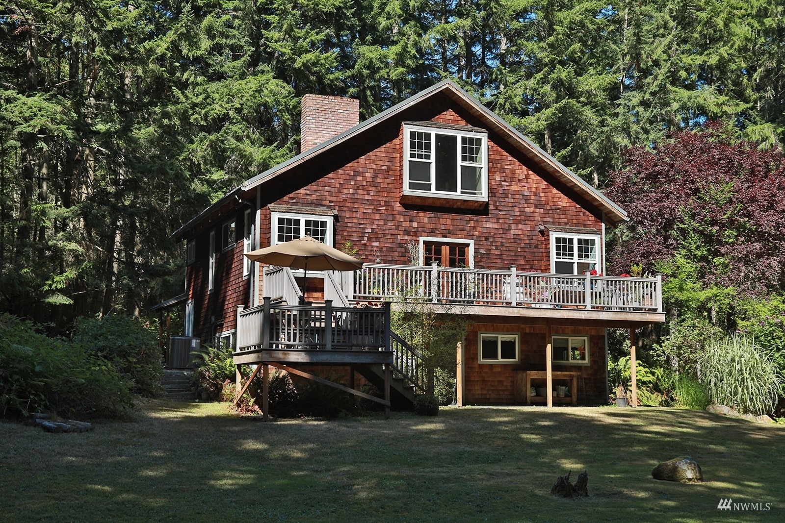 7685 Cultus Bay Road  Clinton WA 98236 photo