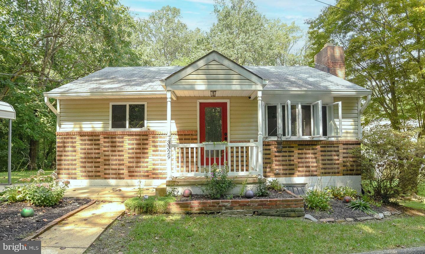 Property Photo:  3329 North Avenue  MD 20676 