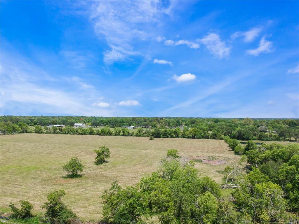 Property Photo:  4915 Ike Franks Road  TX 77517 