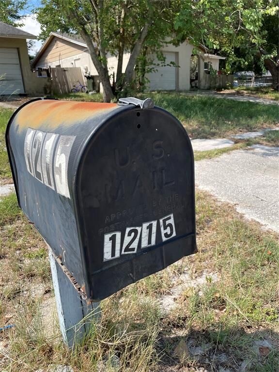 Property Photo:  1215 Russell Drive  FL 34761 