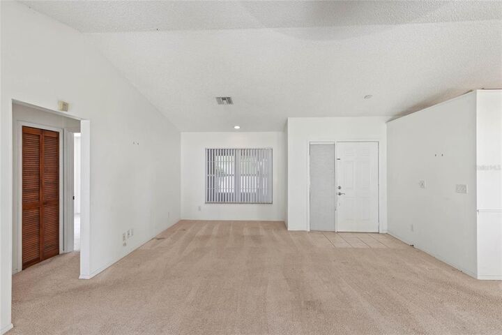 Property Photo: 1212 Overlook Road FL 32726