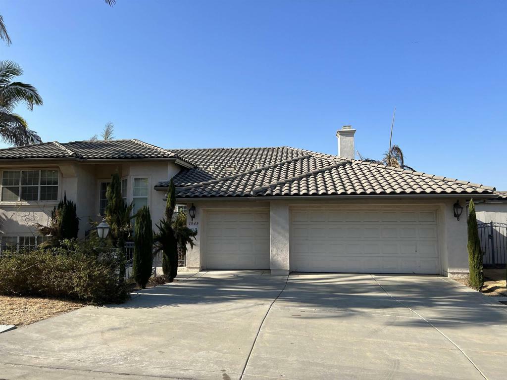 Property Photo:  1948 Cresthaven  CA 92084 