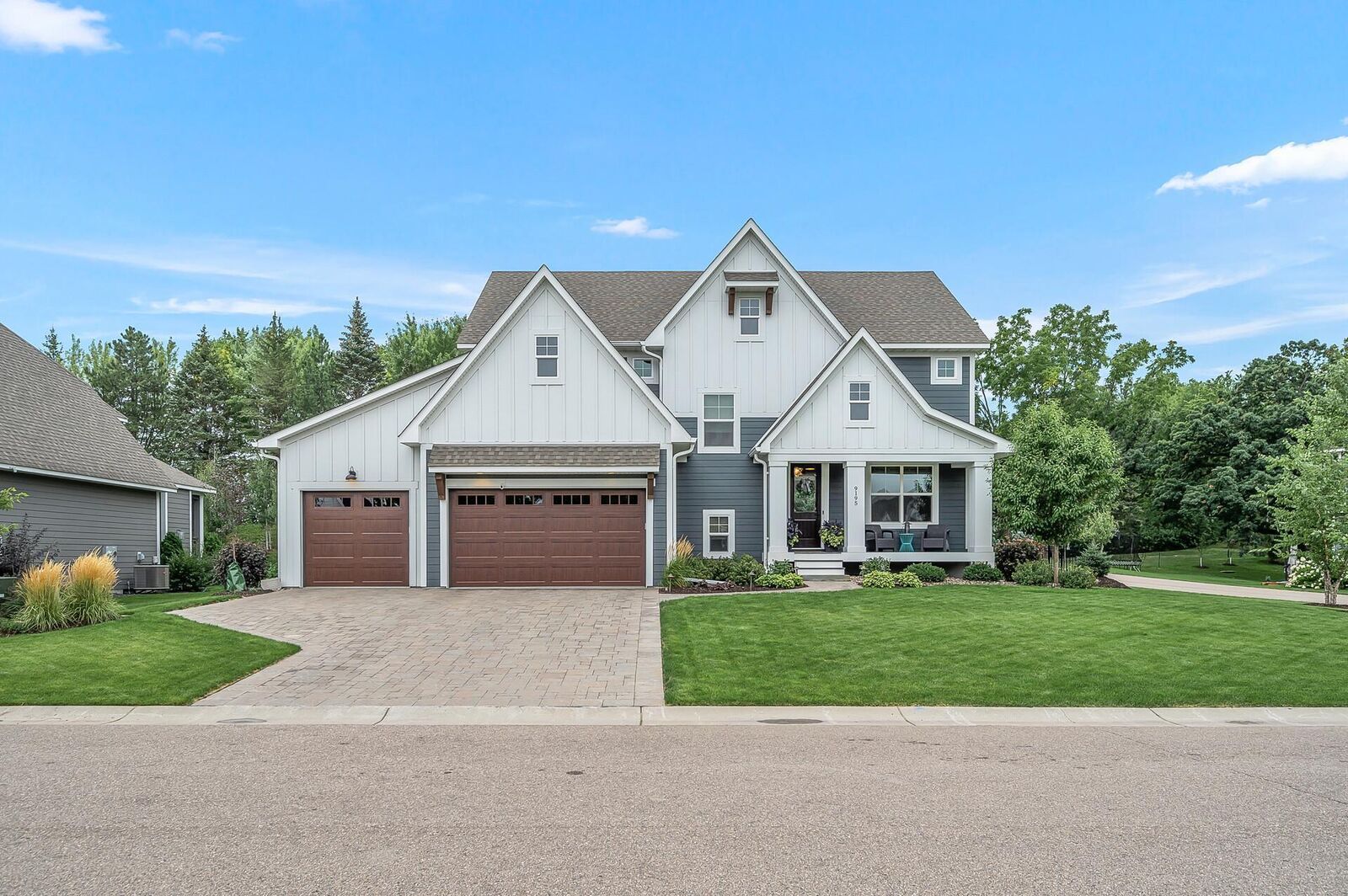 Property Photo:  9195 Eagle Ridge Road  MN 55317 