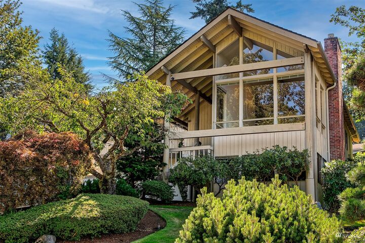 14407 SE 47th Place  Bellevue WA 98006 photo